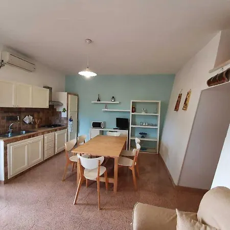 Le Βίλα Lido Marini